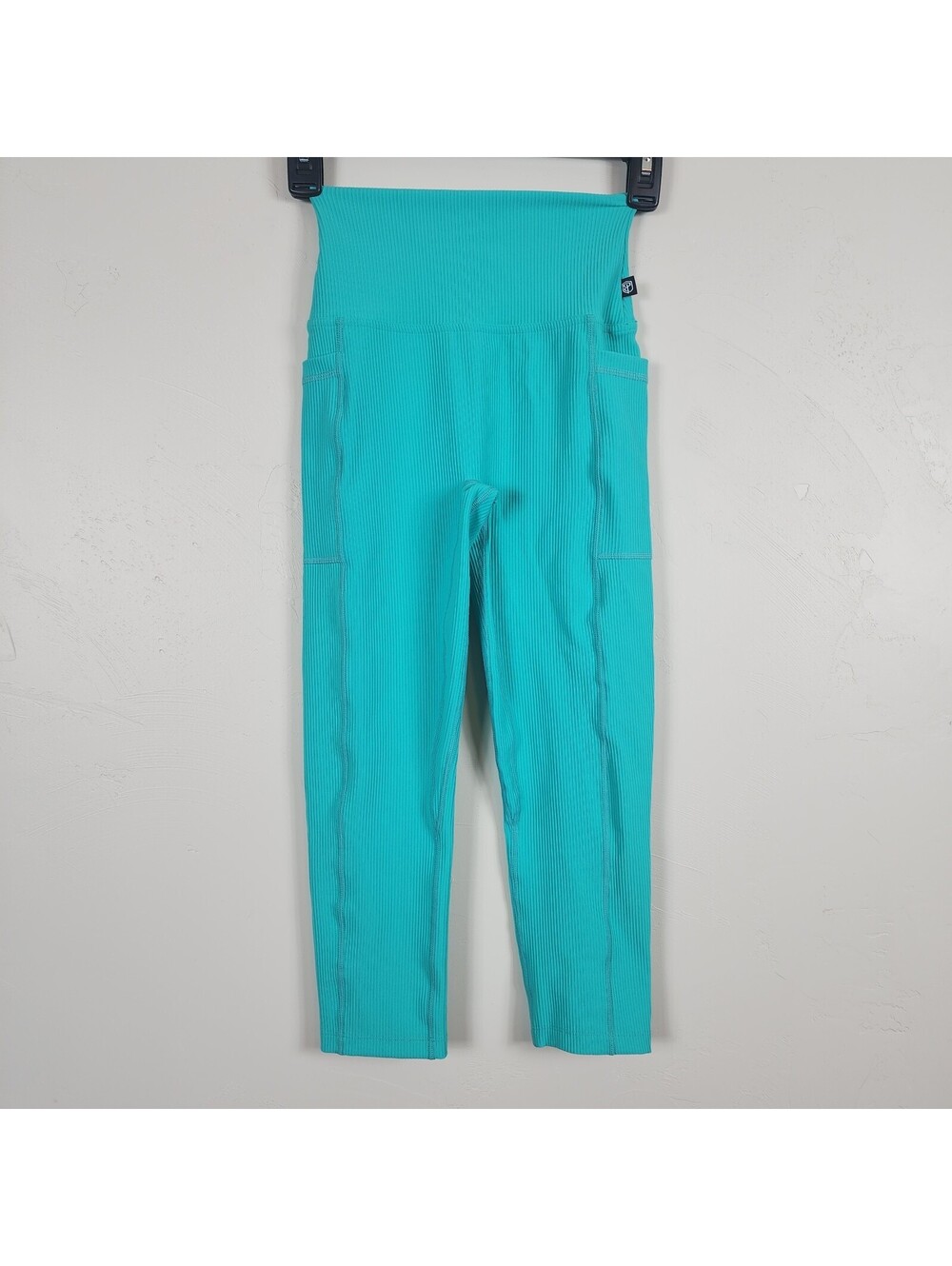 NWT Born Primitive Womens All Or Nothing Capri Leggings Aqua Blue Small Ribbed